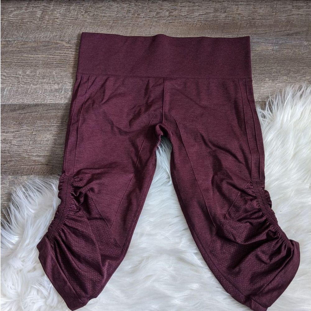 Lululemon Awakening Cropped Ruched Pants Size 10 - Picture 3 of 7